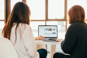 Enhancing User Experience with Conversion Focused Intuitive Navigation Design